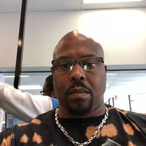 Meet your Posher, Marshall